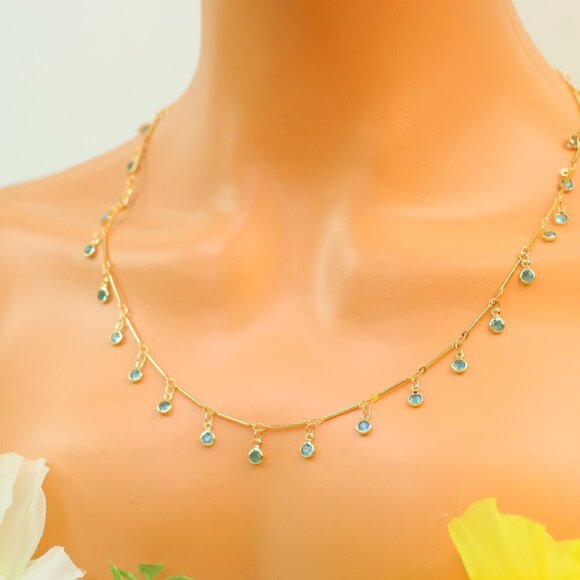 Minimalist Necklace, Sleek & Modern Design, Women’s Fashion, YC110500-N - Picture 6 of 10